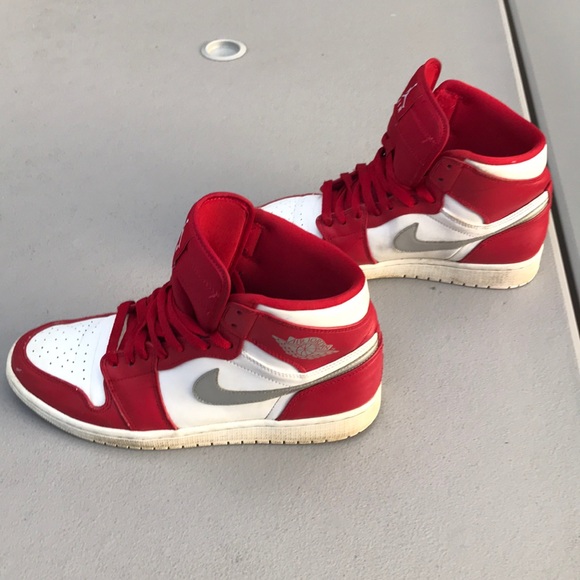 Jordan Other - Air Jordan 1 Retro High “Silver Medal”